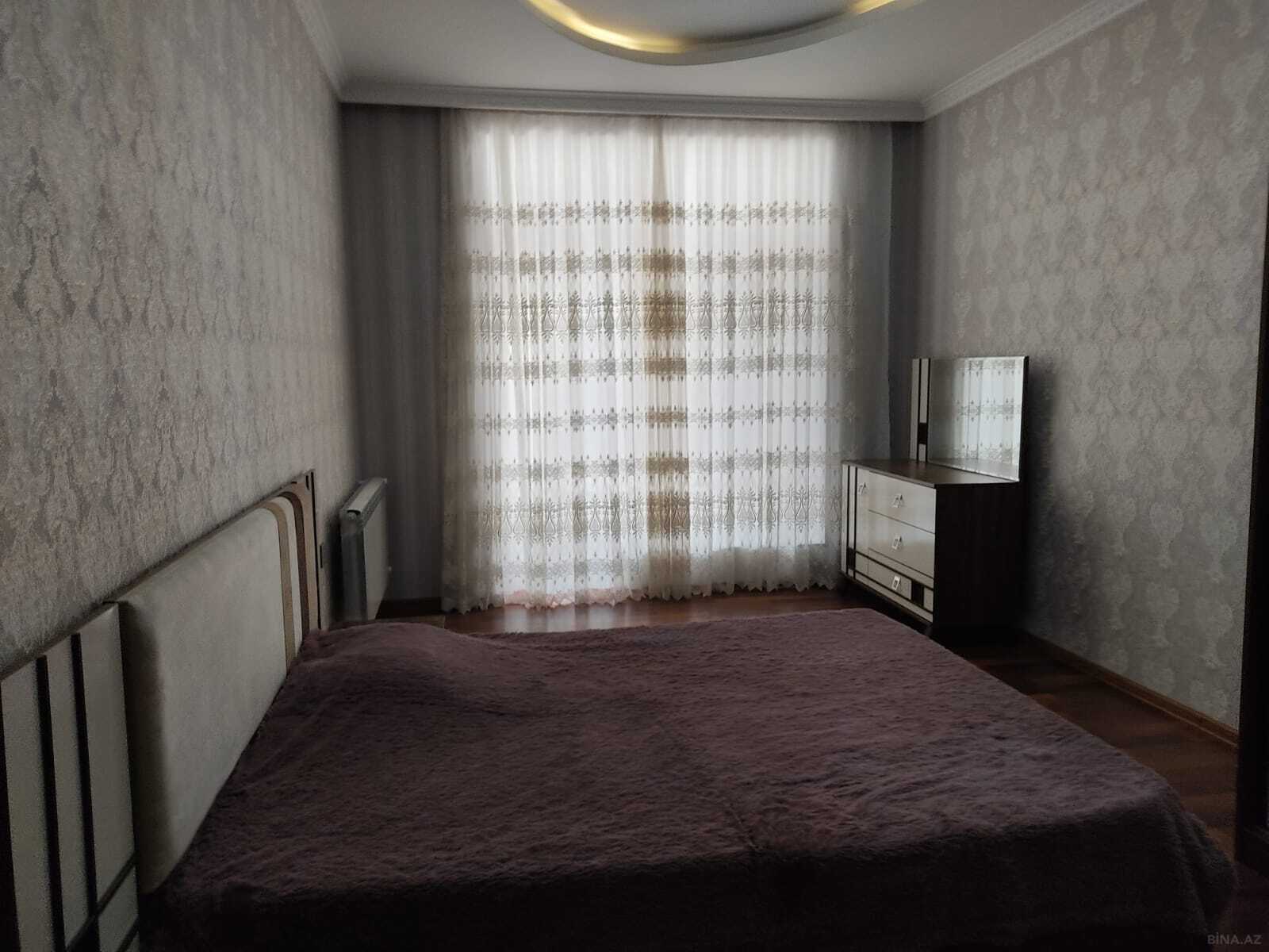 3 otaqlı Yeni tikili, Şah İsmayıl Xətai m., Bakı