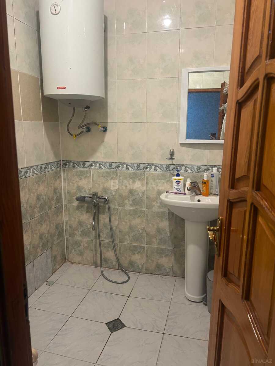 2 otaqlı Köhnə tikili, Memar Əcəmi m., Bakı