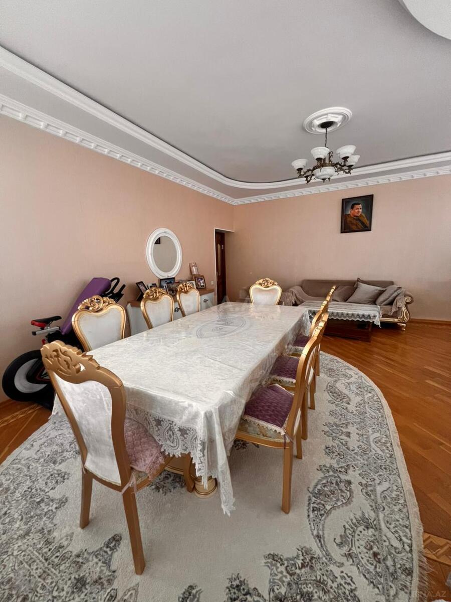 4 otaqlı Yeni tikili, Elmlər Akademiyası m., Bakı