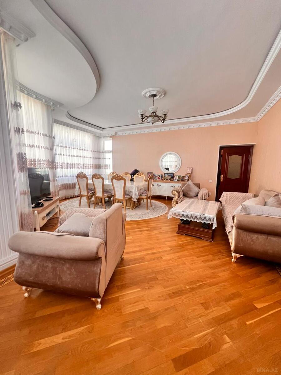 4 otaqlı Yeni tikili, Elmlər Akademiyası m., Bakı