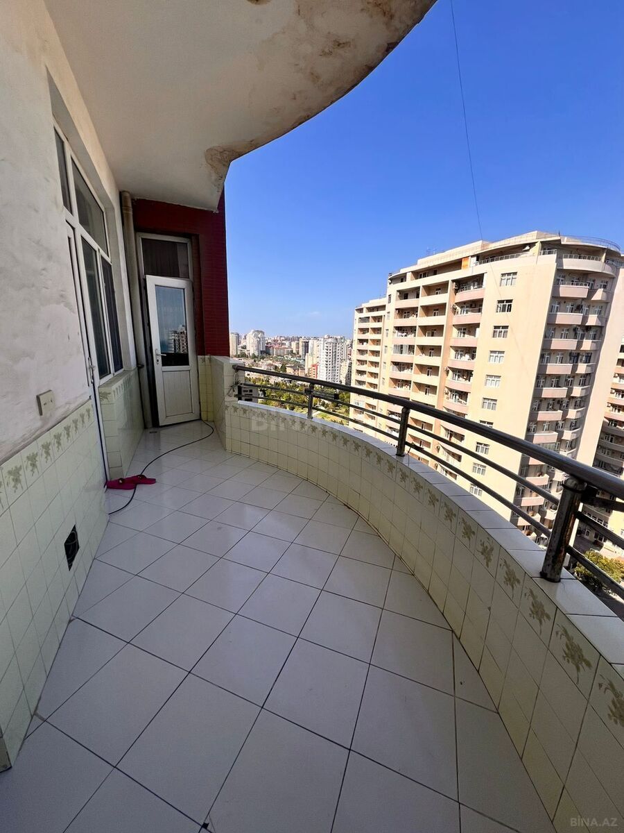 4 otaqlı Yeni tikili, Elmlər Akademiyası m., Bakı
