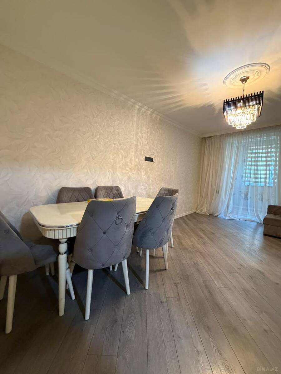 3 otaqlı Köhnə tikili, Memar Əcəmi m., Bakı