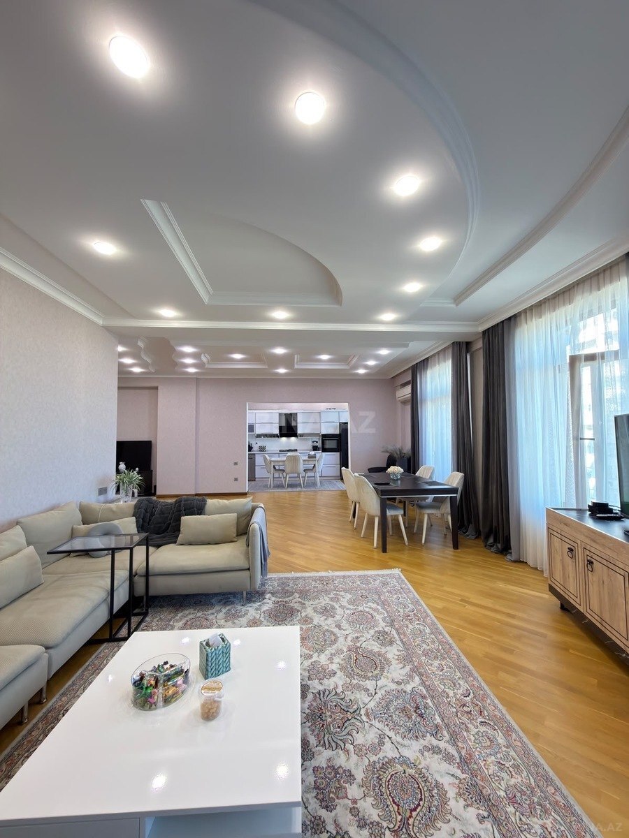 4 otaqlı Yeni tikili, İçəri Şəhər m., Bakı