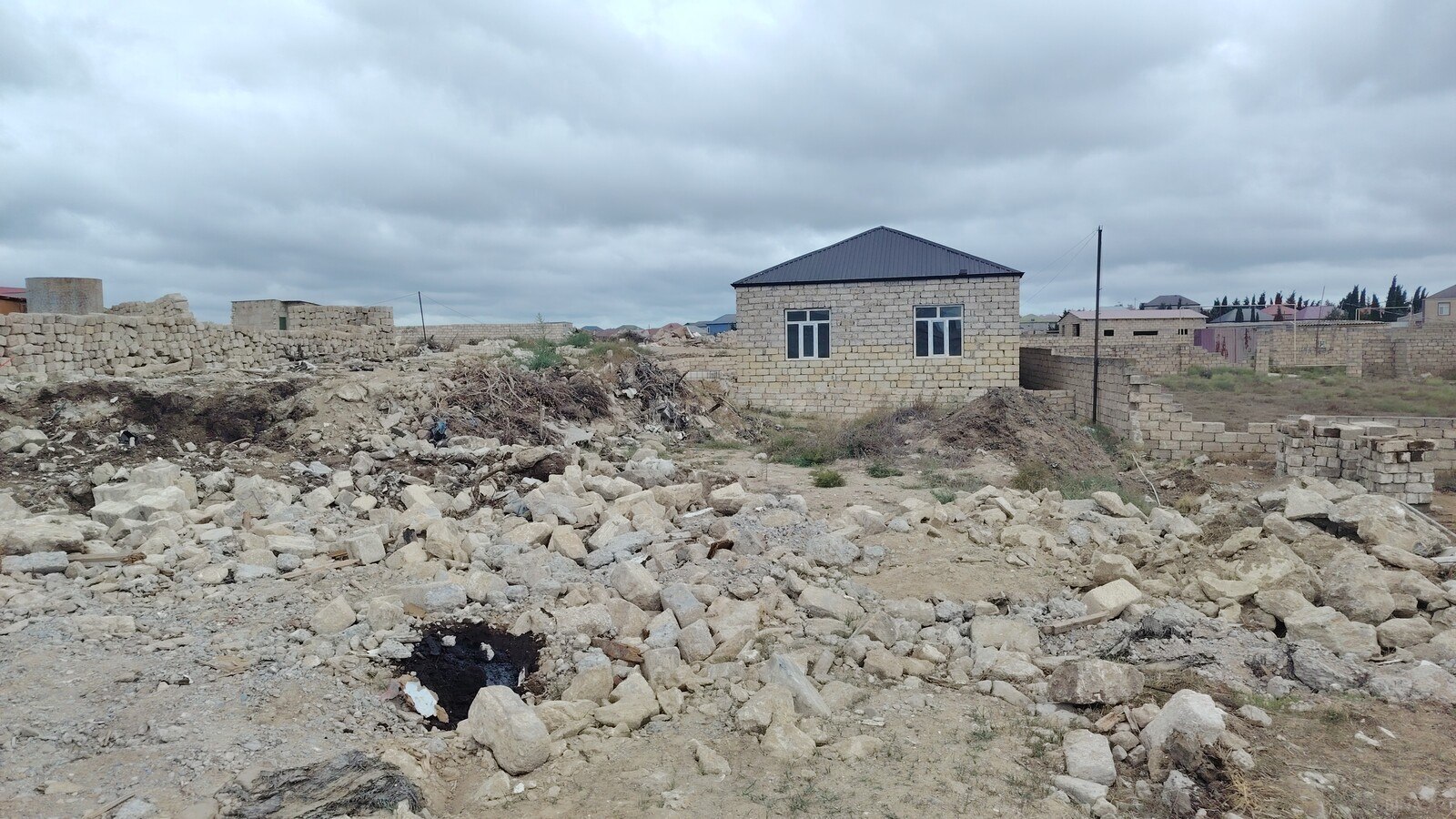 Torpaq Maştağa q., Bakı