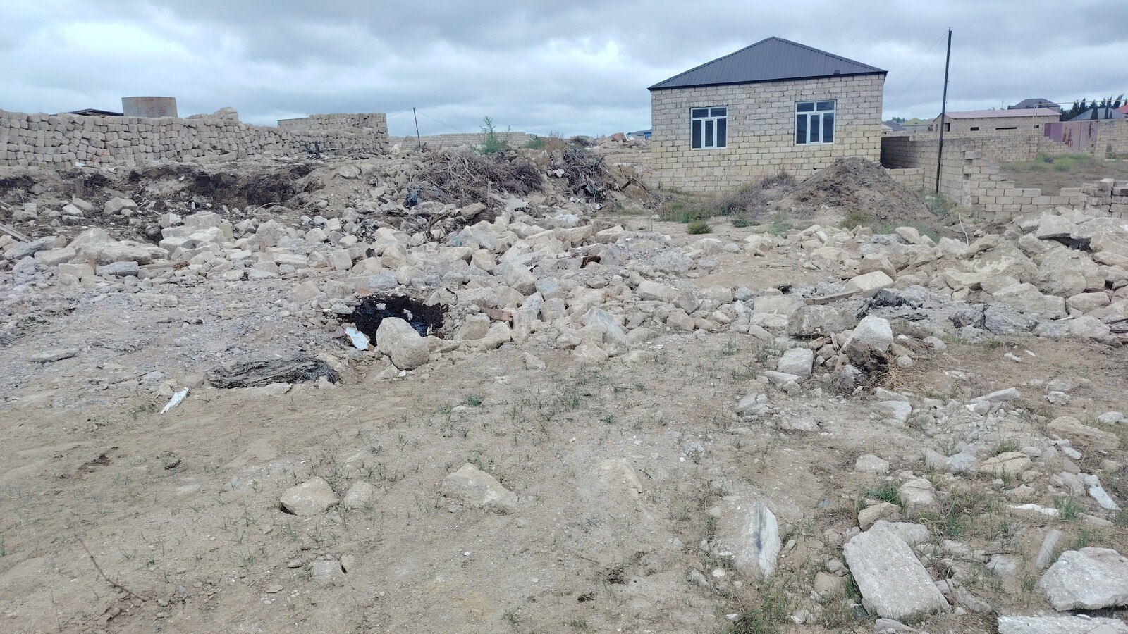 Torpaq Maştağa q., Bakı