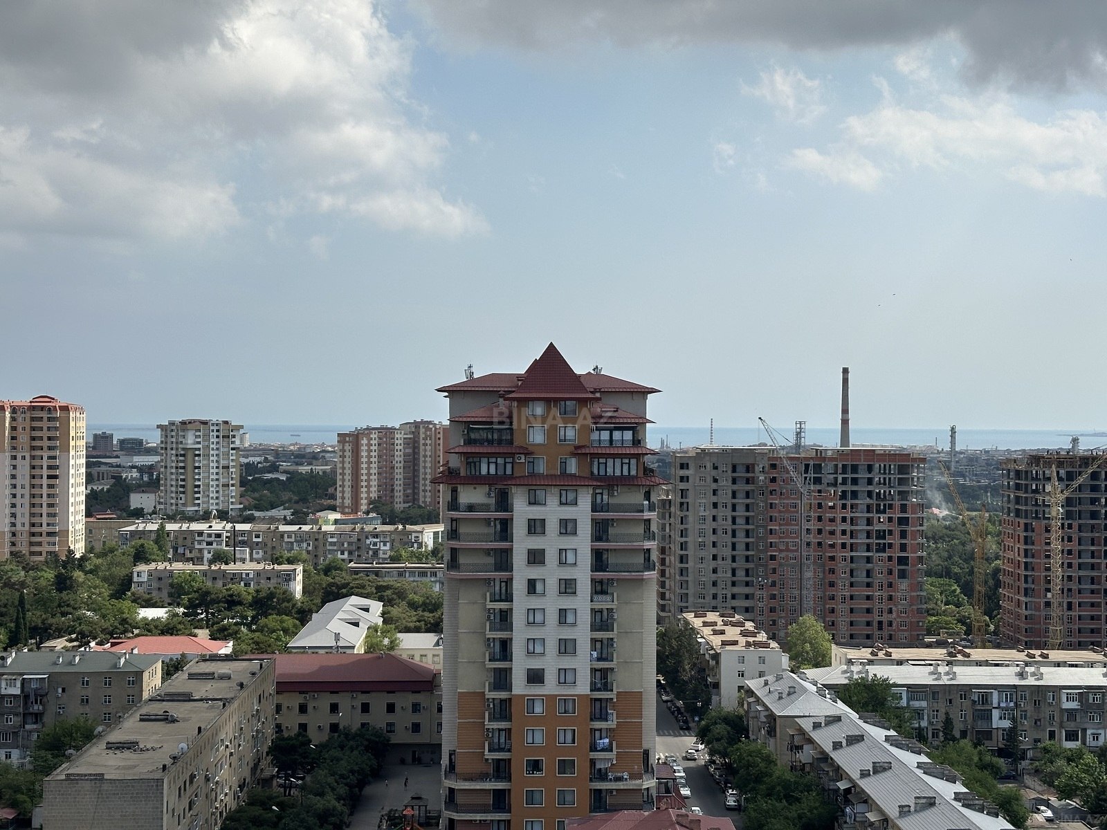 4 otaqlı Yeni tikili, Qara Qarayev m., Bakı