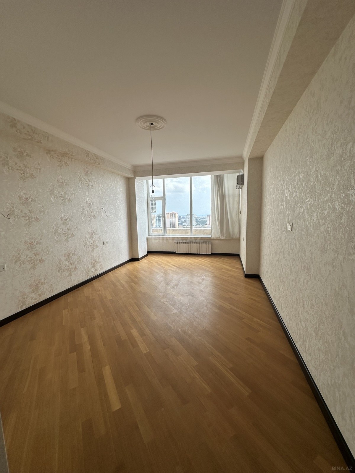 4 otaqlı Yeni tikili, Qara Qarayev m., Bakı