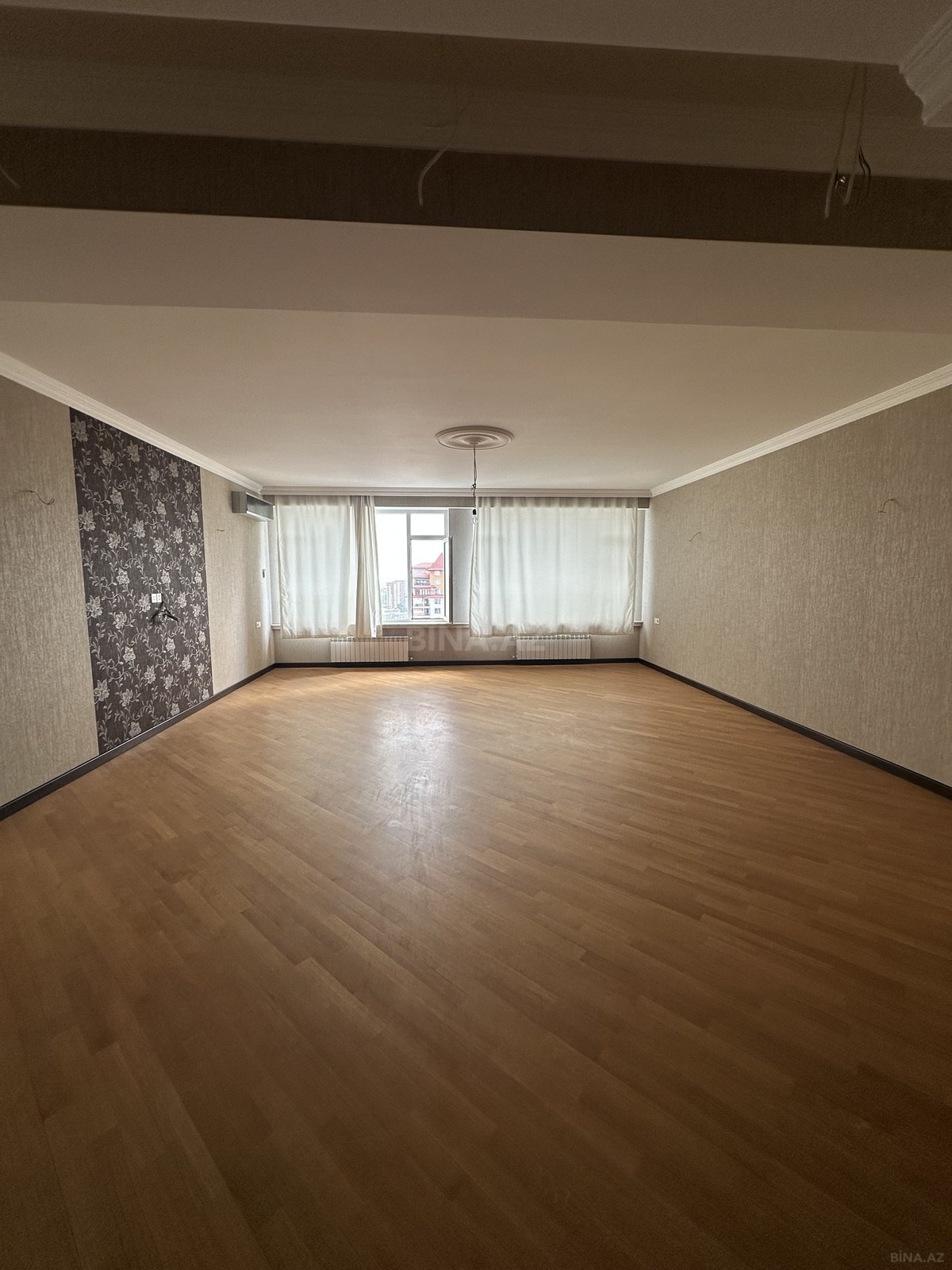 4 otaqlı Yeni tikili, Qara Qarayev m., Bakı