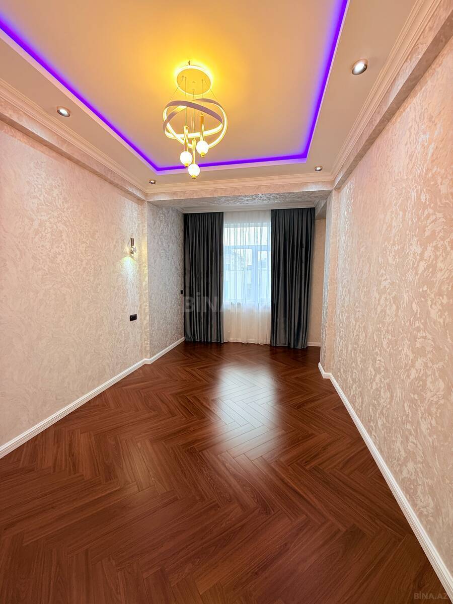 3 otaqlı Yeni tikili, Xırdalan