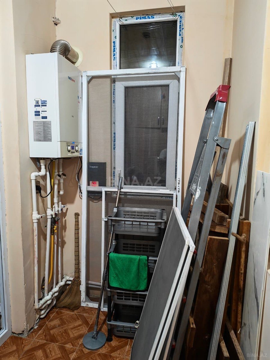 2 otaqlı Köhnə tikili, Memar Əcəmi m., Bakı