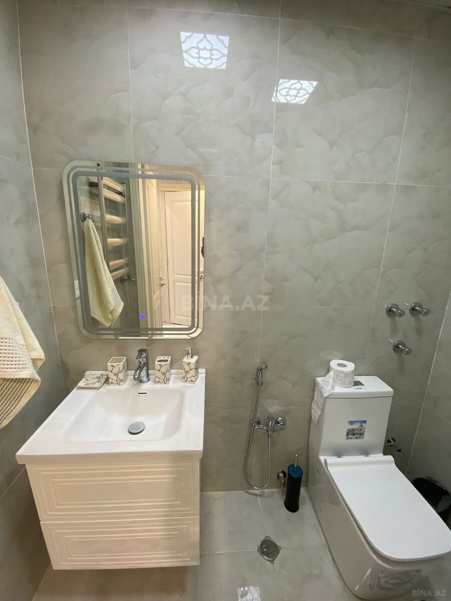 3 otaqlı Yeni tikili, Şah İsmayıl Xətai m., Bakı