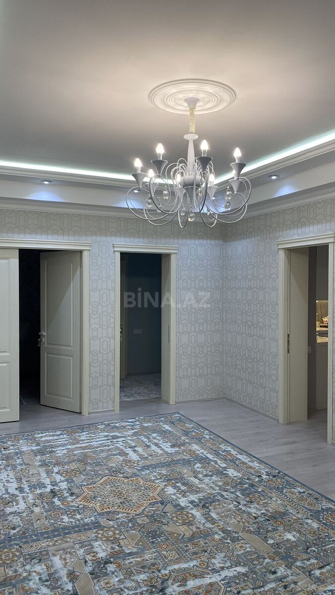 3 otaqlı Yeni tikili, Şah İsmayıl Xətai m., Bakı