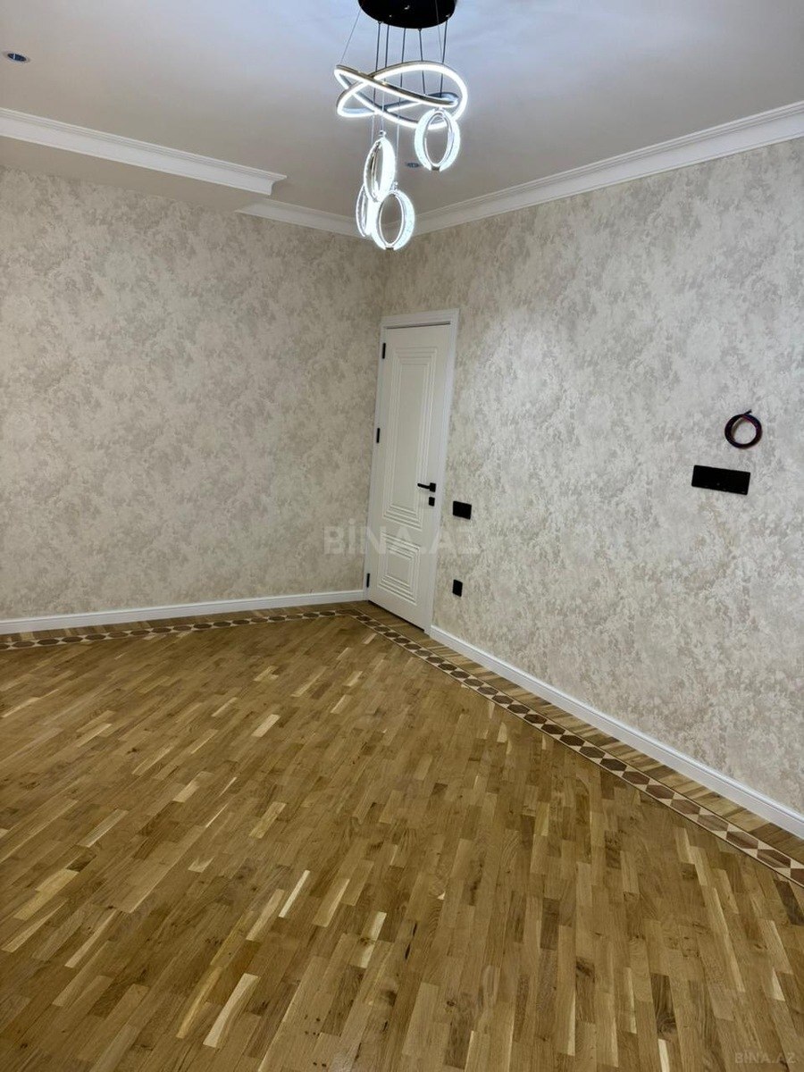 3 otaqlı Köhnə tikili, Yeni Yasamal q., Bakı