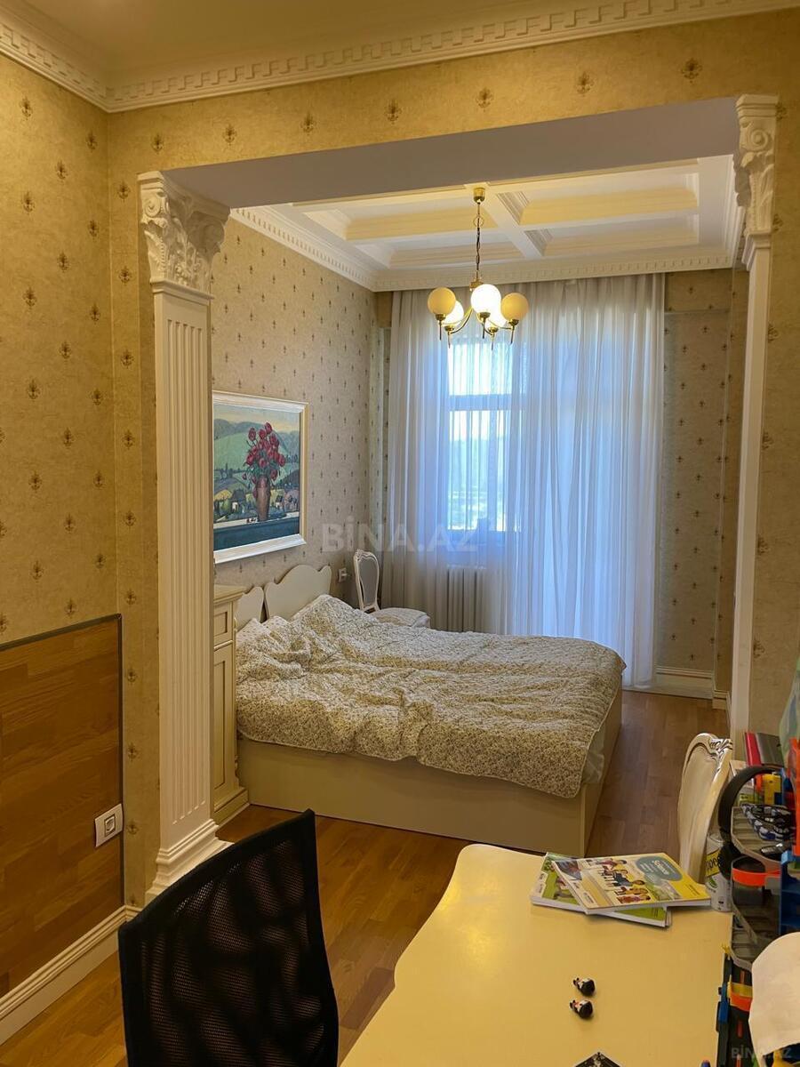 3 otaqlı Yeni tikili, Elmlər Akademiyası m., Bakı