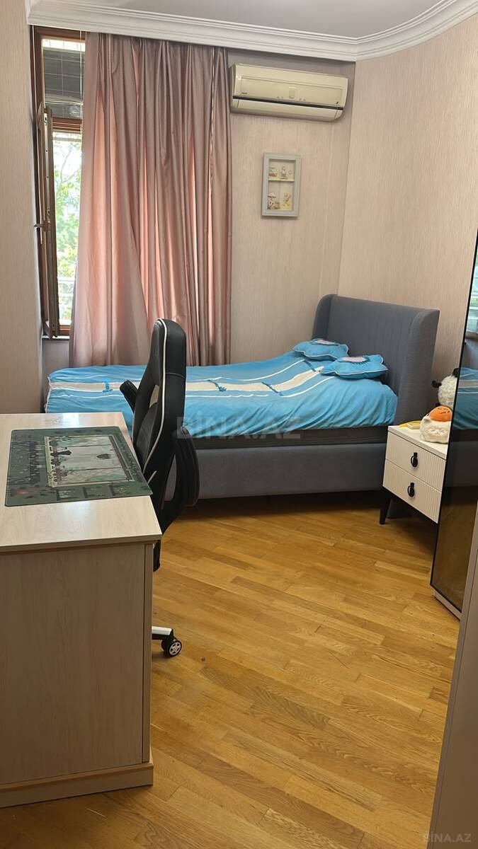4 otaqlı Yeni tikili, Elmlər Akademiyası m., Bakı