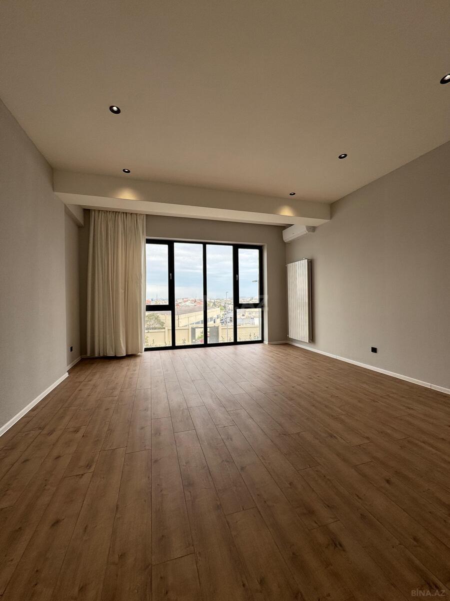 4 otaqlı Yeni tikili, Koroğlu m., Bakı