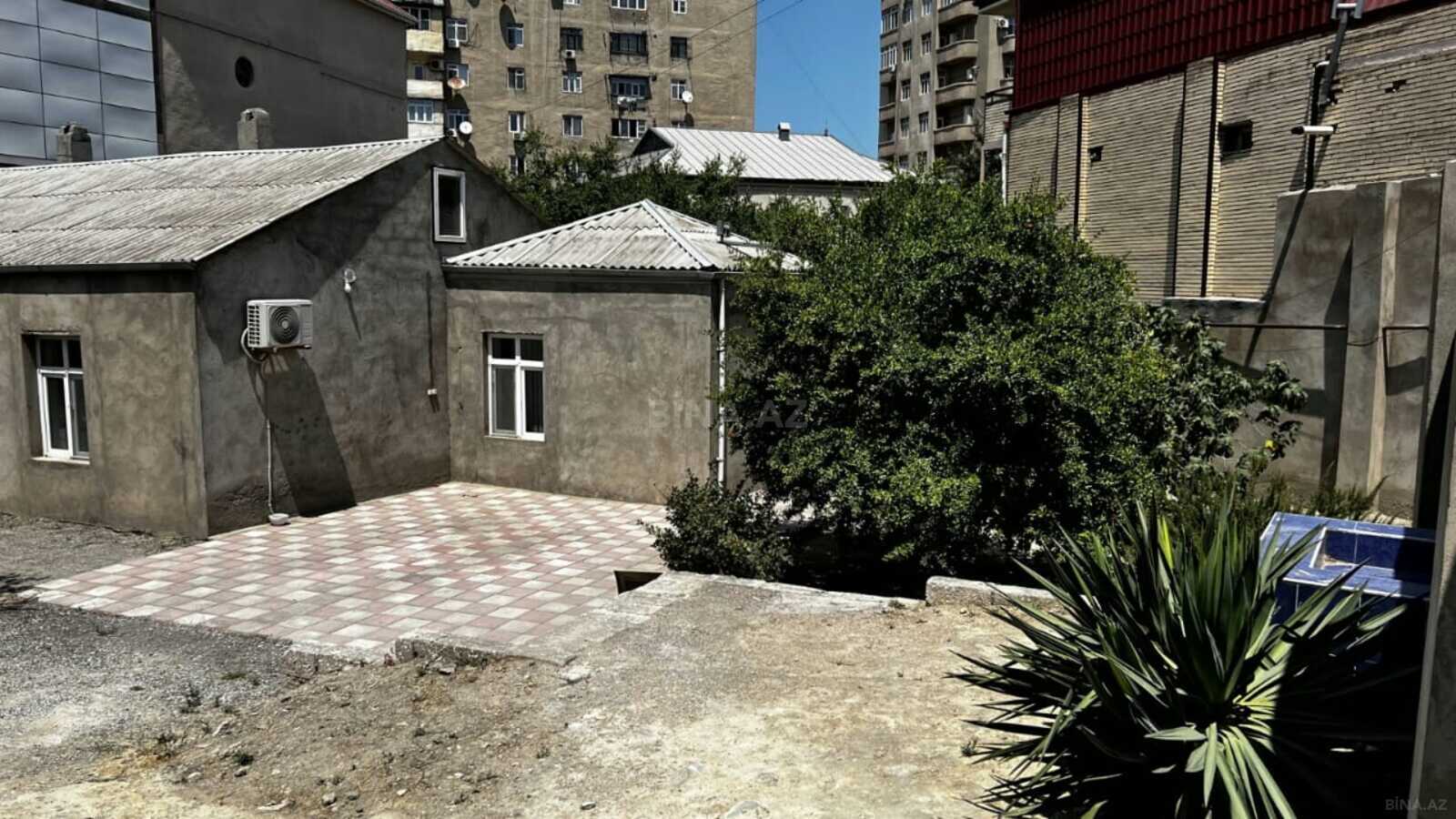 5 otaqlı Həyət evi/Bağ evi, Qara Qarayev m., Bakı