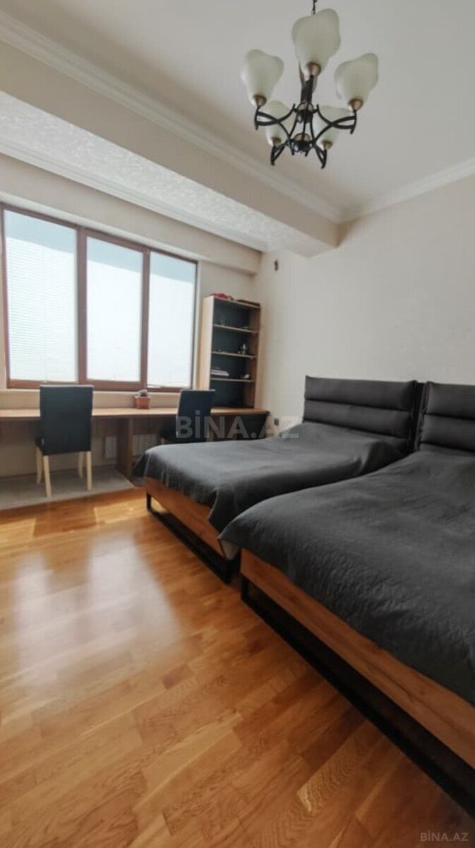 3 otaqlı Yeni tikili, Qara Qarayev m., Bakı
