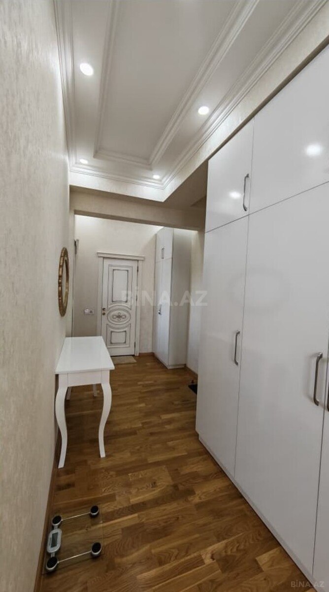 3 otaqlı Yeni tikili, Qara Qarayev m., Bakı