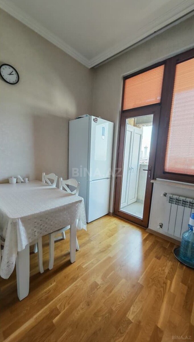 3 otaqlı Yeni tikili, Qara Qarayev m., Bakı