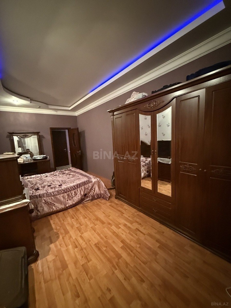 2 otaqlı Yeni tikili, 8 Noyabr m., Bakı