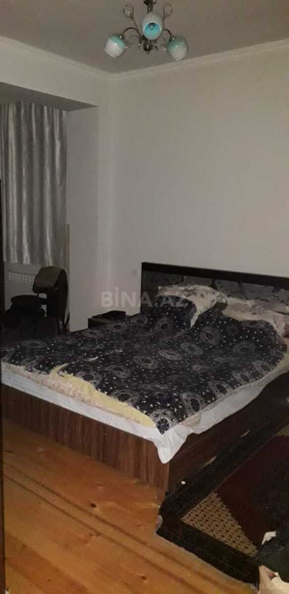 3 otaqlı Köhnə tikili, Xətai r., Bakı