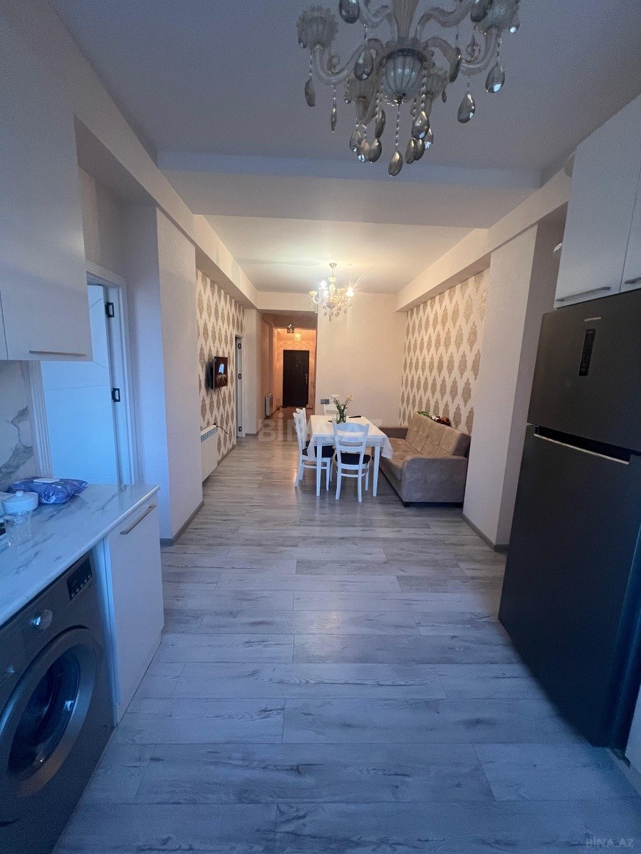 3 otaqlı Yeni tikili, Memar Əcəmi m., Bakı