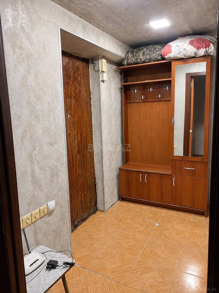 2 otaqlı Köhnə tikili, Elmlər Akademiyası m., Bakı