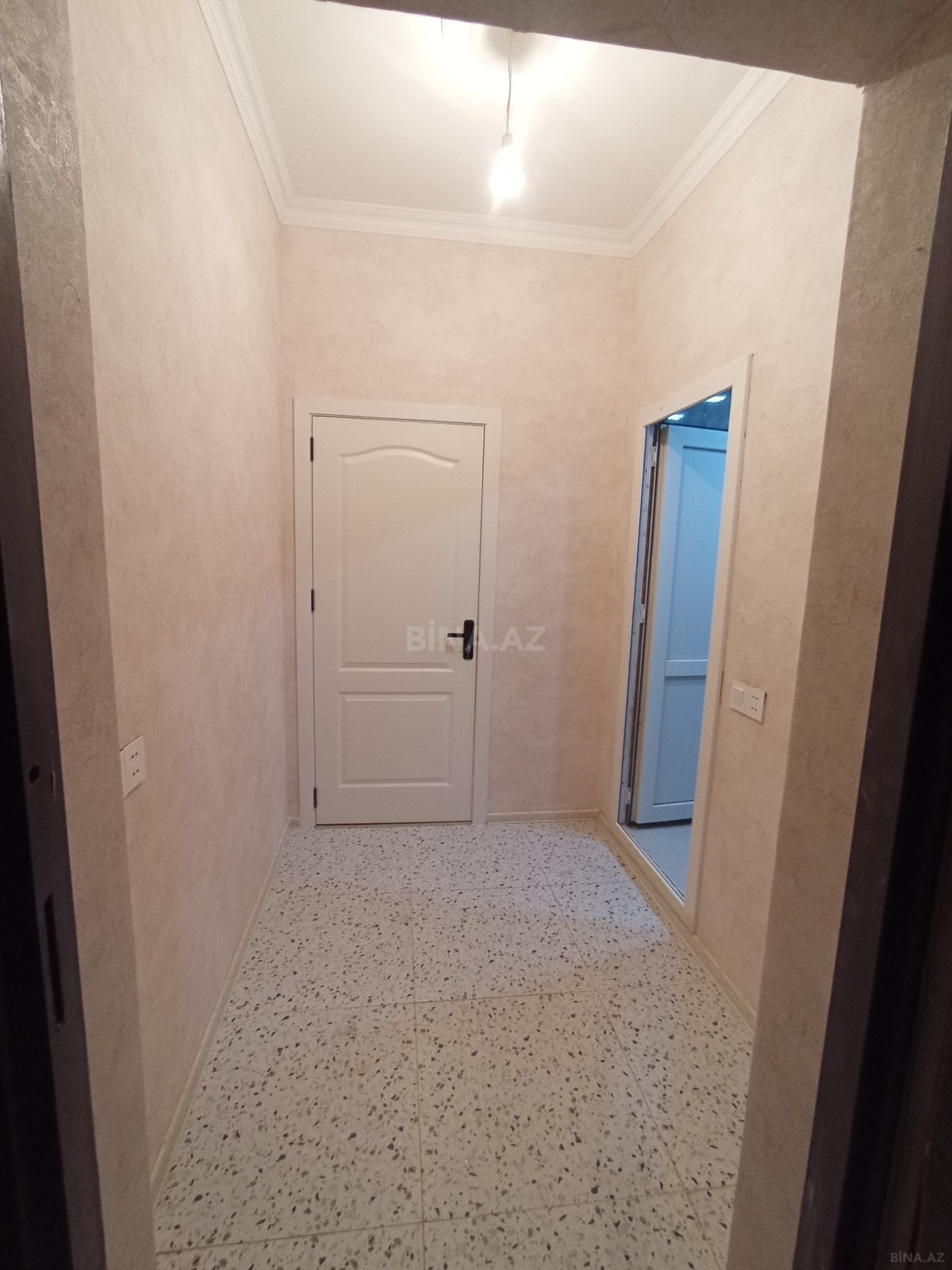 2 otaqlı Yeni tikili, Xırdalan