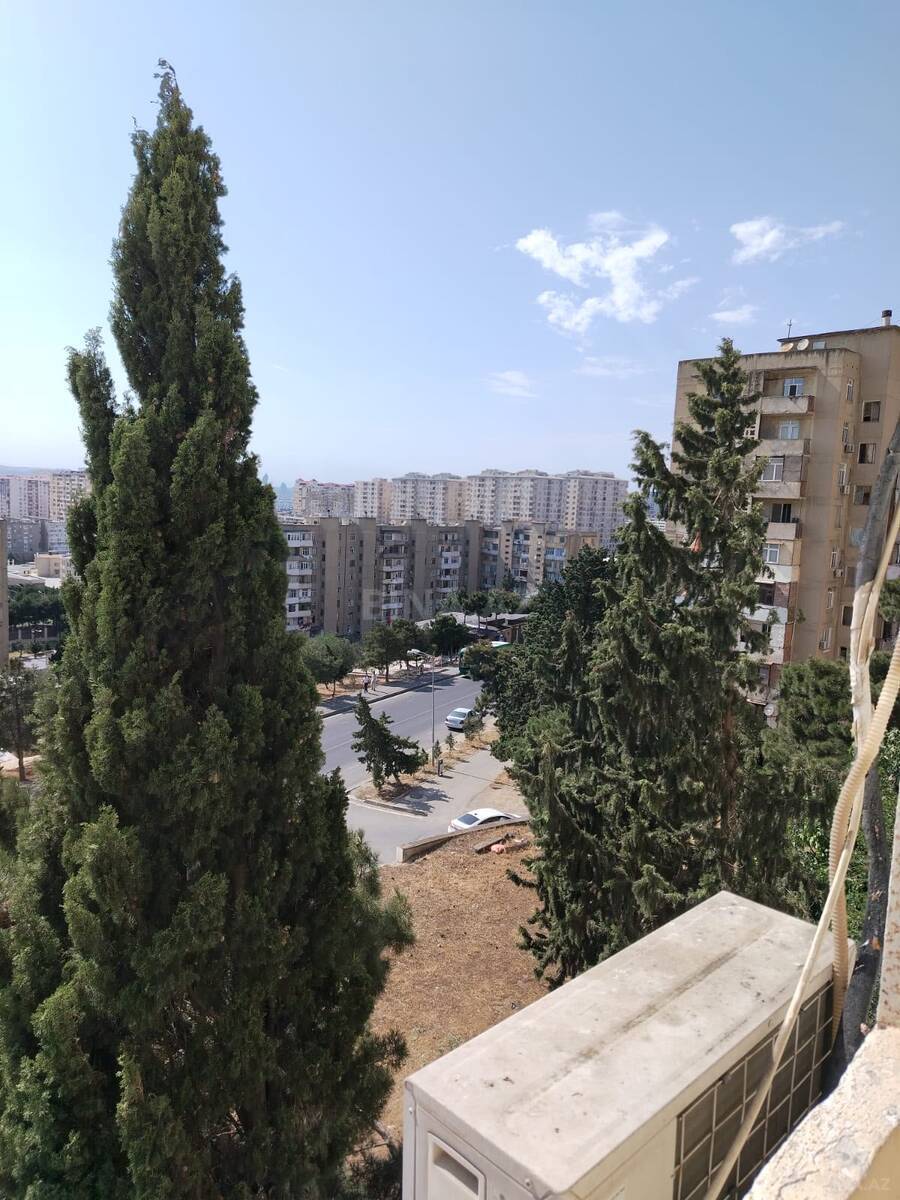 4 otaqlı Köhnə tikili, Həzi Aslanov m., Bakı