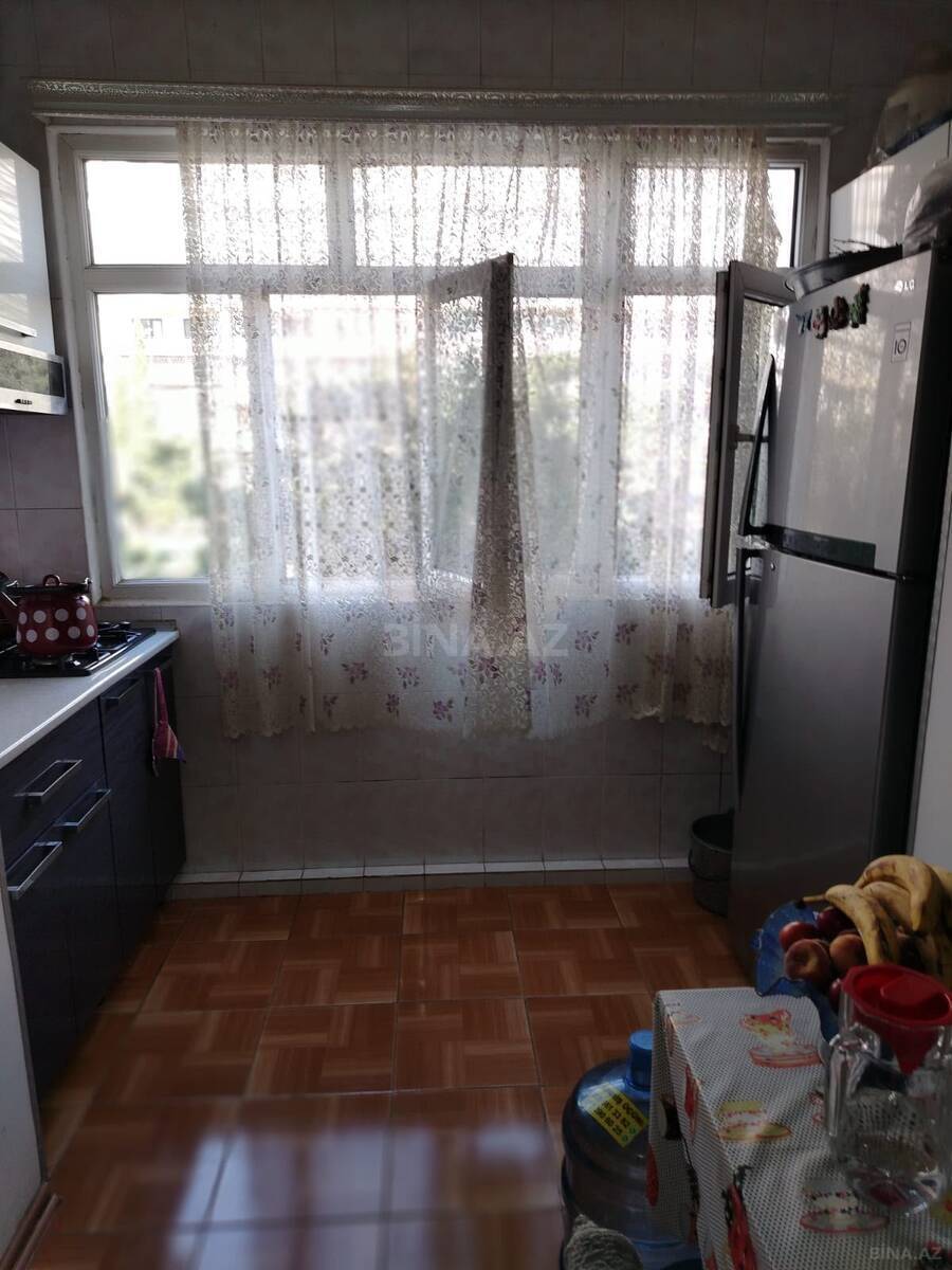 4 otaqlı Köhnə tikili, Həzi Aslanov m., Bakı