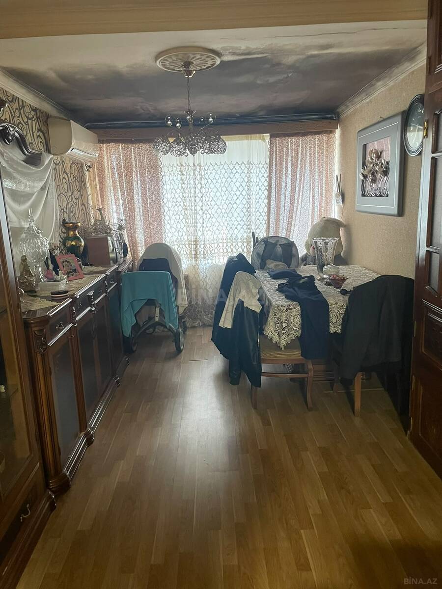 3 otaqlı Köhnə tikili, Elmlər Akademiyası m., Bakı
