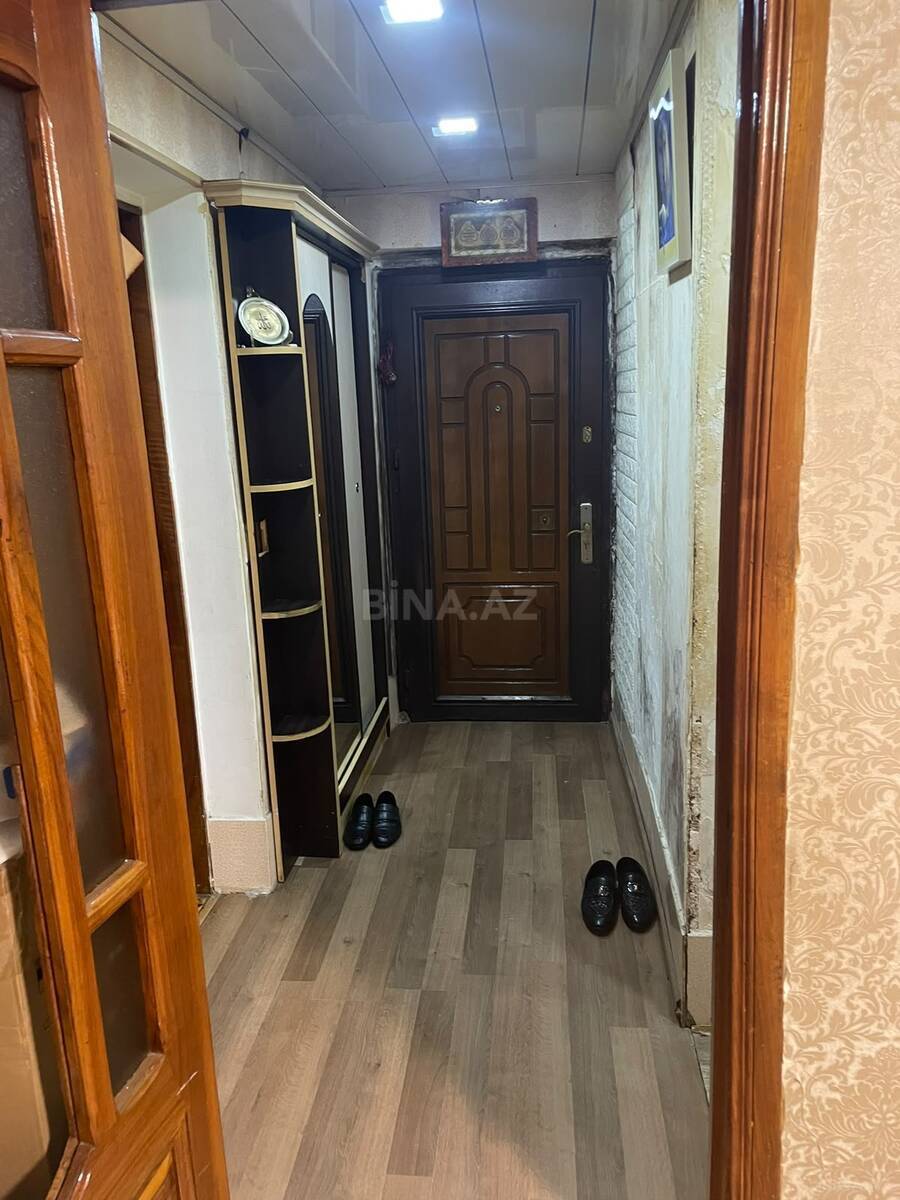 3 otaqlı Köhnə tikili, Elmlər Akademiyası m., Bakı