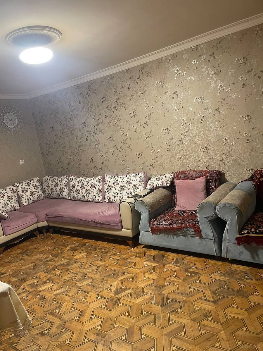 3 otaqlı Köhnə tikili, Elmlər Akademiyası m., Bakı
