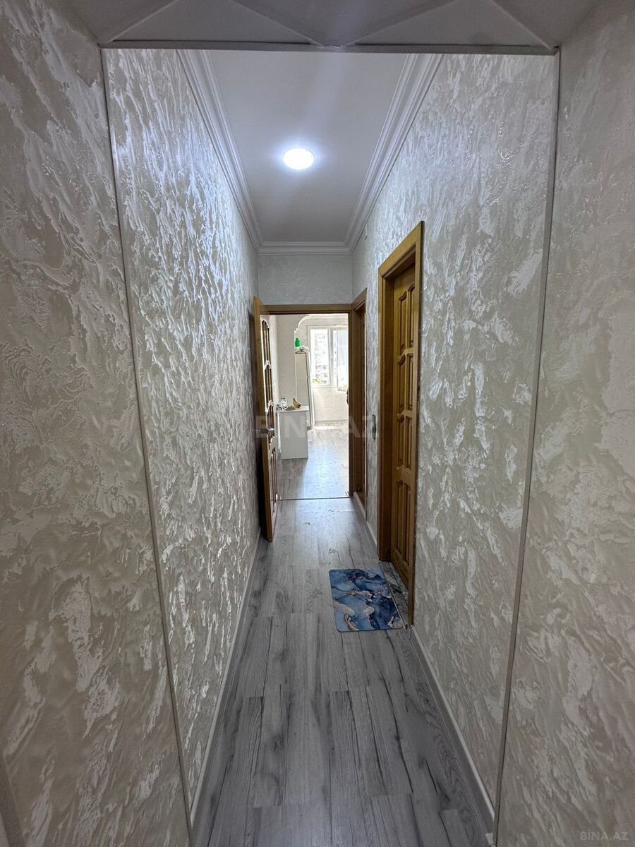 3 otaqlı Köhnə tikili, Neftçilər m., Bakı