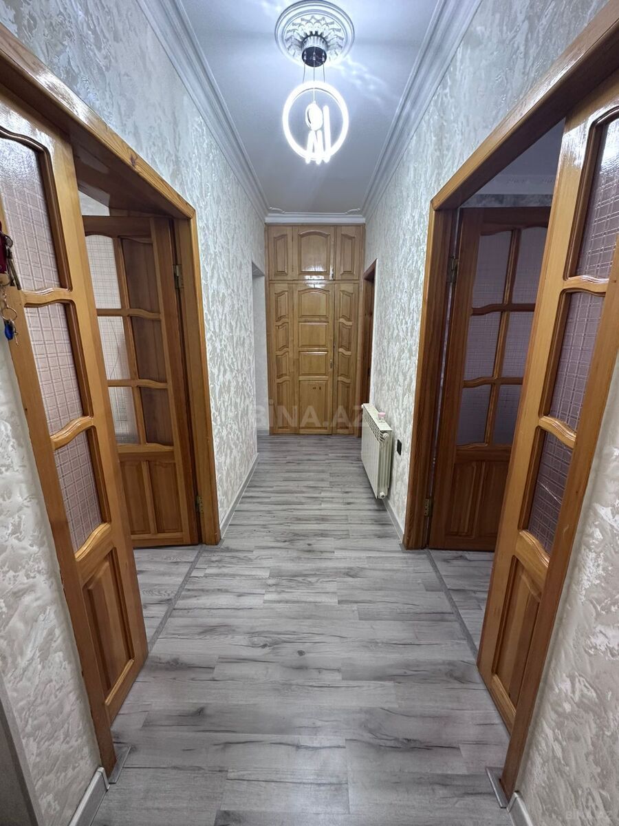 3 otaqlı Köhnə tikili, Neftçilər m., Bakı