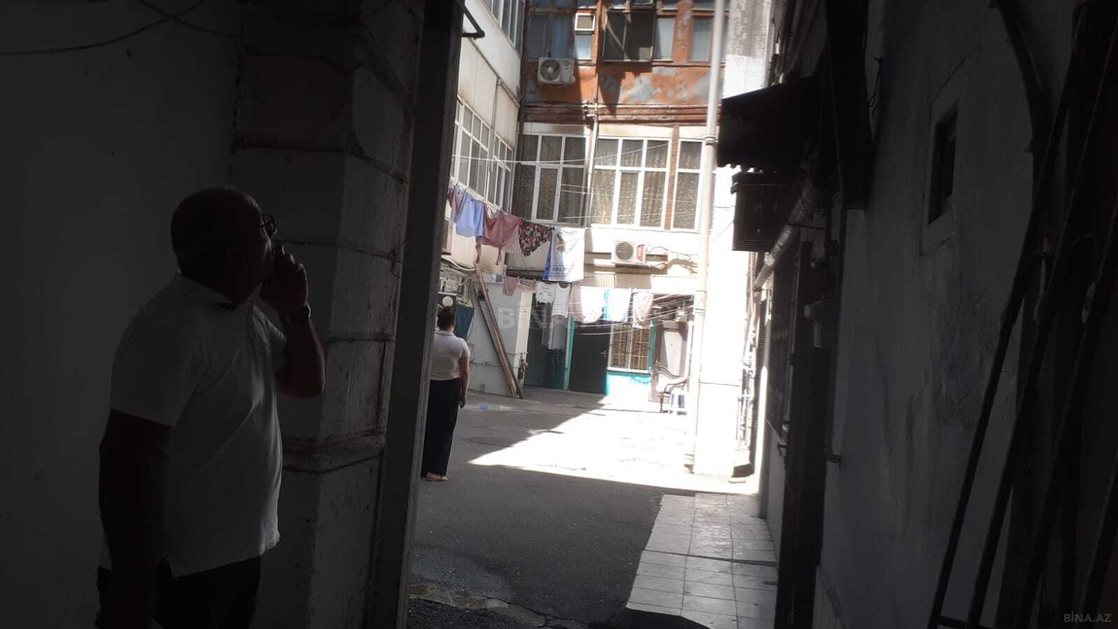 1 otaqlı Köhnə tikili, 28 May m., Bakı