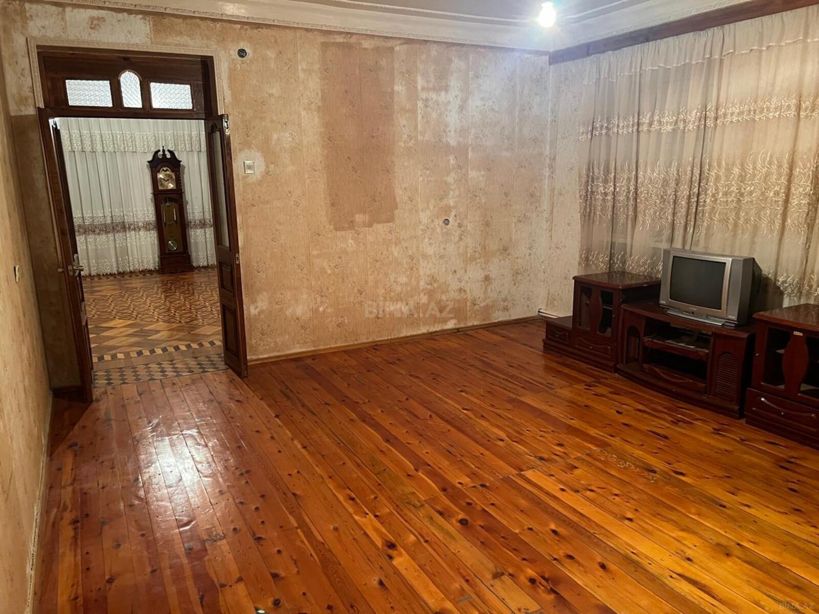 8 otaqlı Həyət evi/Bağ evi, Zığ q., Bakı