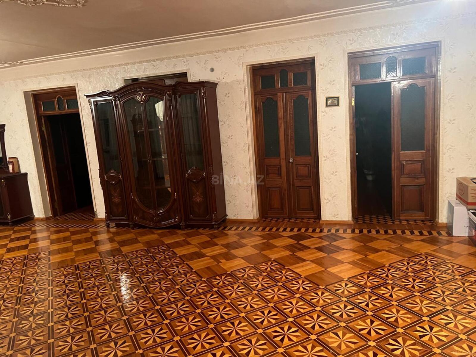 8 otaqlı Həyət evi/Bağ evi, Zığ q., Bakı