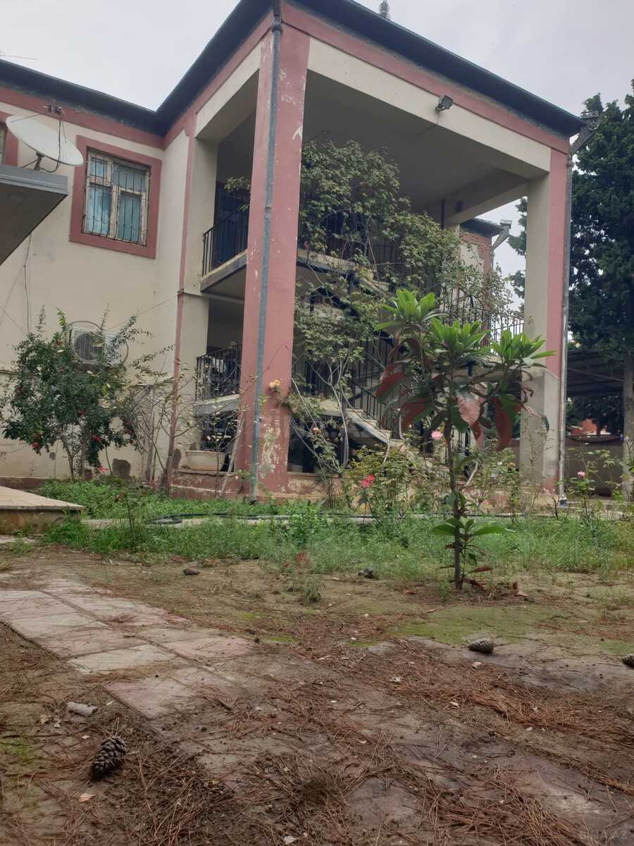 8 otaqlı Həyət evi/Bağ evi, Zığ q., Bakı
