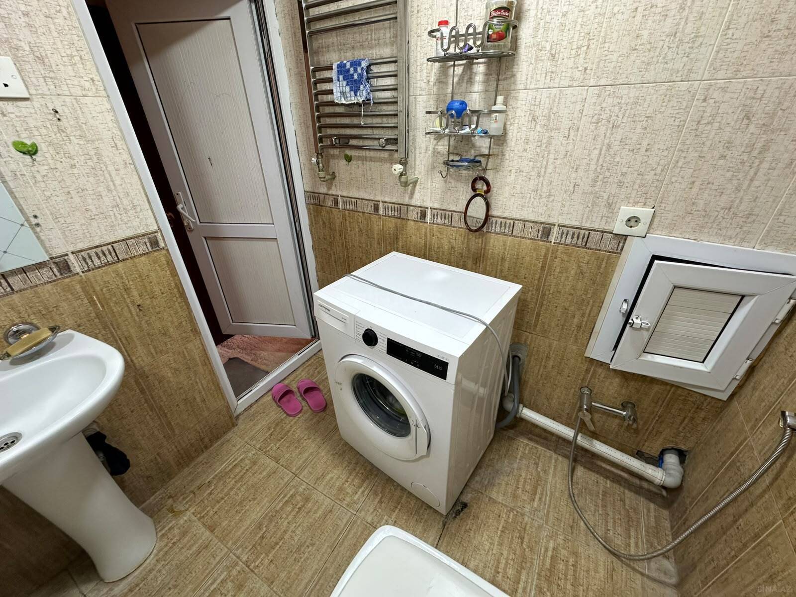 3 otaqlı Yeni tikili, Azadlıq Prospekti m., Bakı