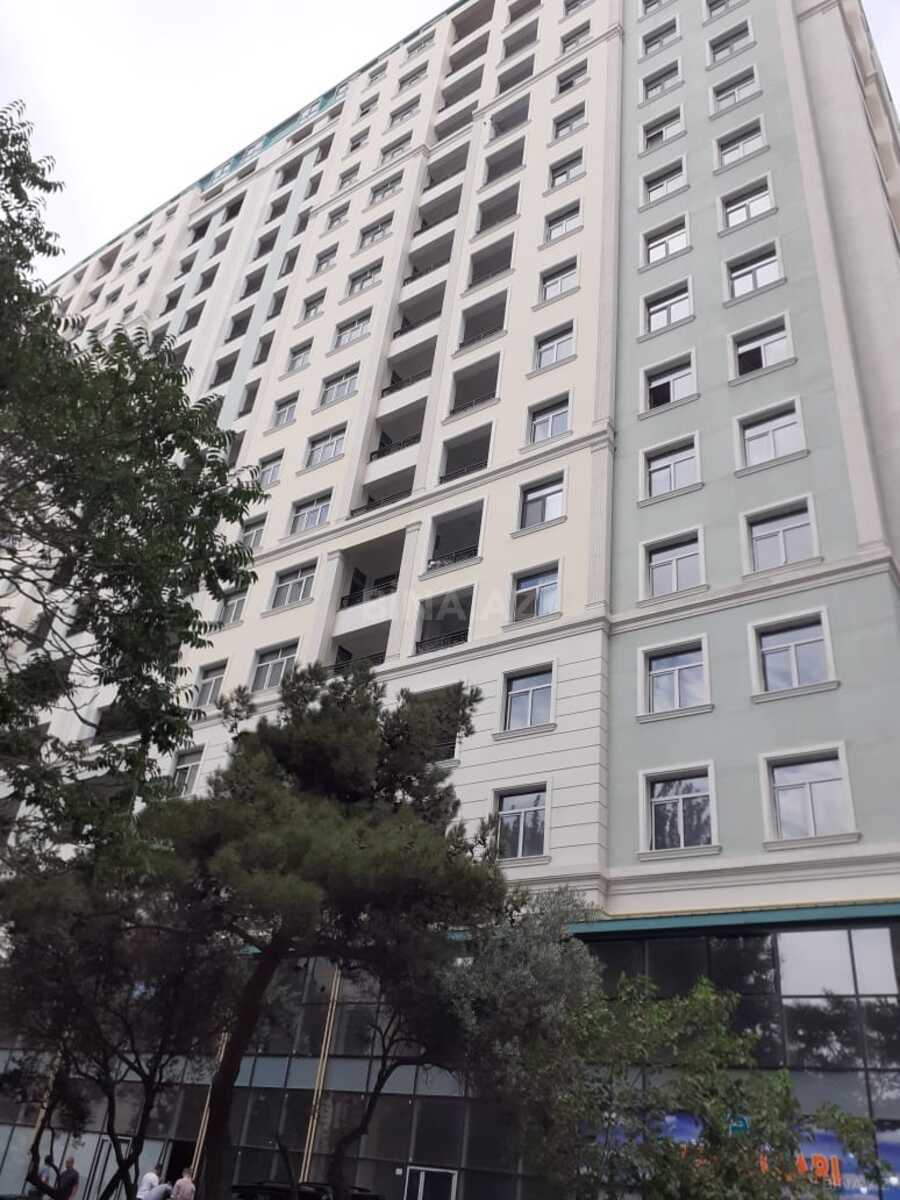3 otaqlı Yeni tikili, Memar Əcəmi m., Bakı