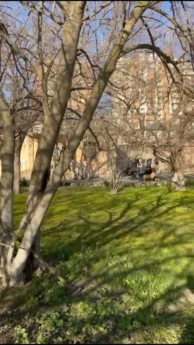 Torpaq Qara Qarayev m., Bakı