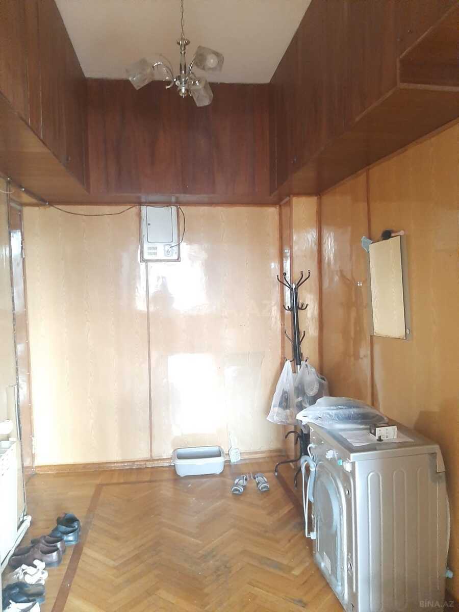 2 otaqlı Köhnə tikili, Nizami m., Bakı