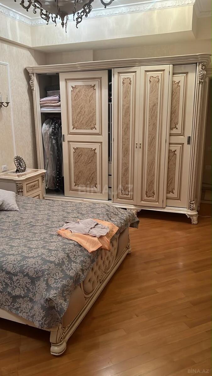 4 otaqlı Yeni tikili, Nizami m., Bakı