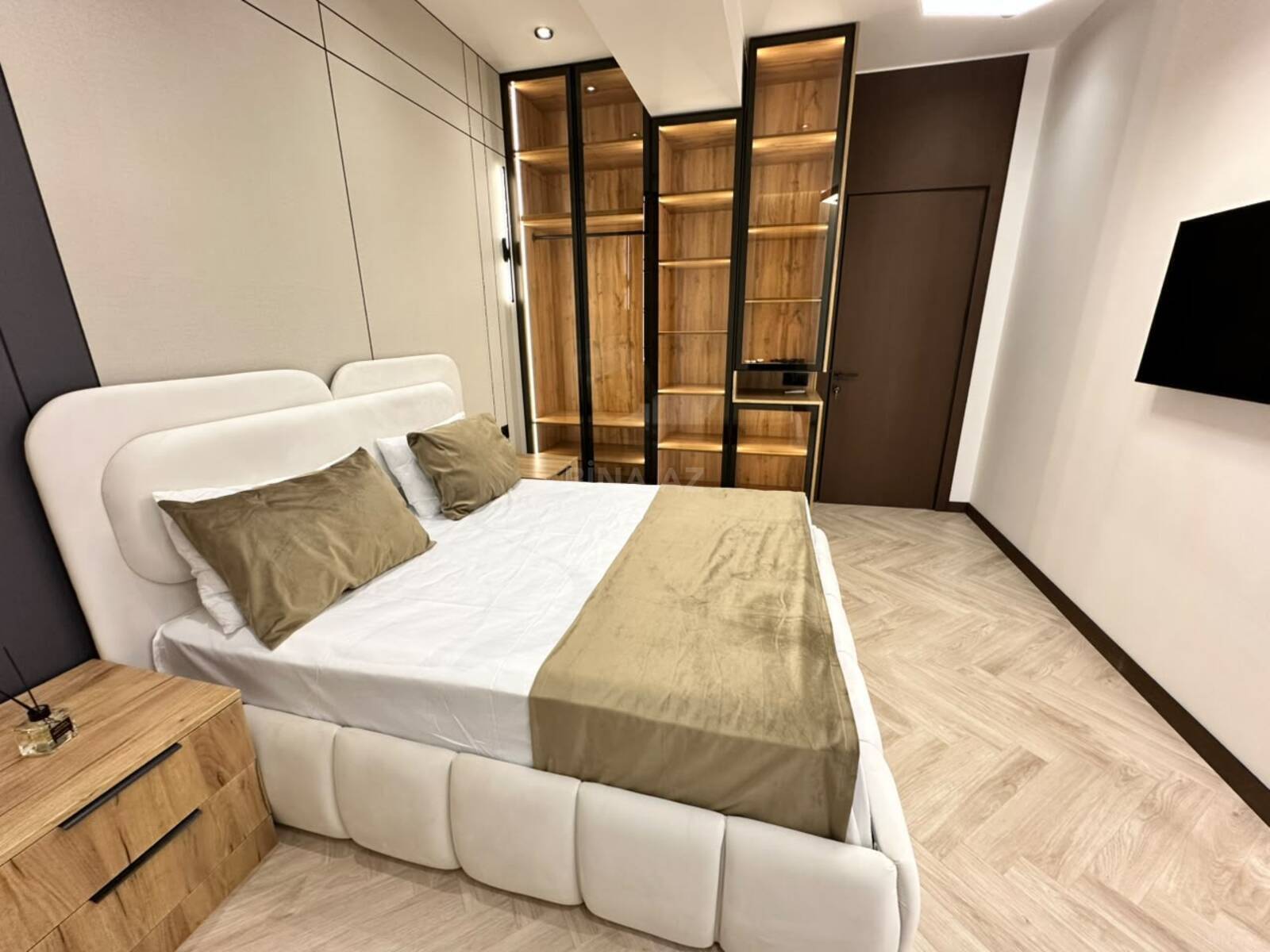 2 otaqlı Yeni tikili, Şah İsmayıl Xətai m., Bakı