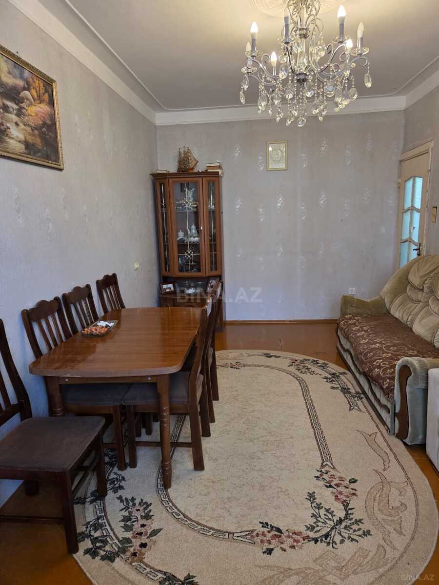 2 otaqlı Köhnə tikili, Həzi Aslanov m., Bakı