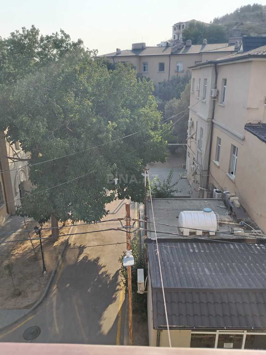 2 otaqlı Köhnə tikili, Bayıl q., Bakı