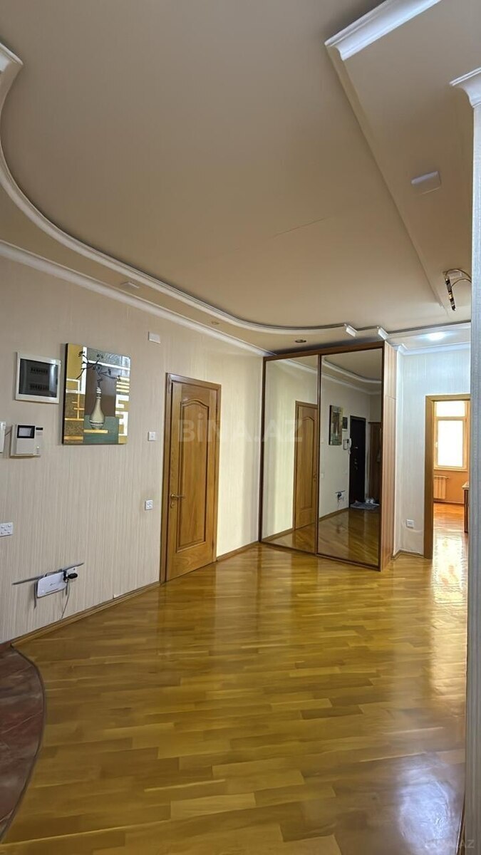 4 otaqlı Yeni tikili, Nəriman Nərimanov m., Bakı
