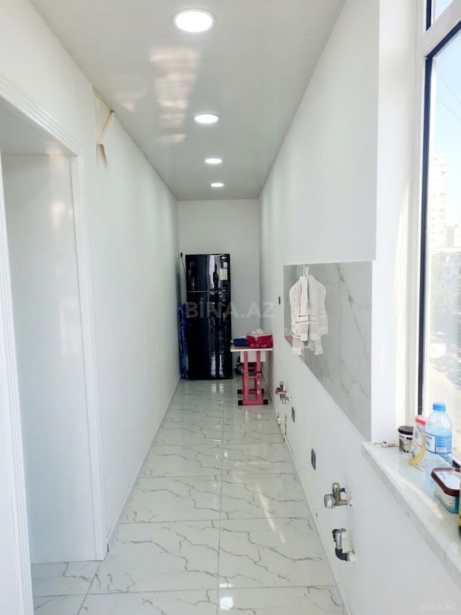 3 otaqlı Köhnə tikili, Neftçilər m., Bakı